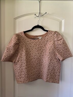 Versona Floral Textured Puff Sleeve Cropped Top - Size XL